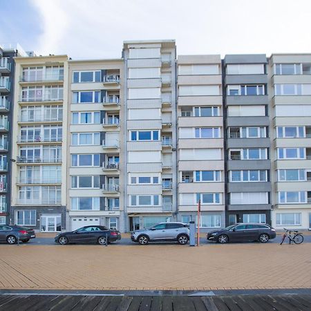Spacious Apartment With Sea View Oostende Buitenkant foto