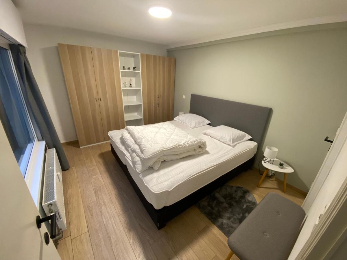 Spacious Apartment With Sea View Oostende Buitenkant foto