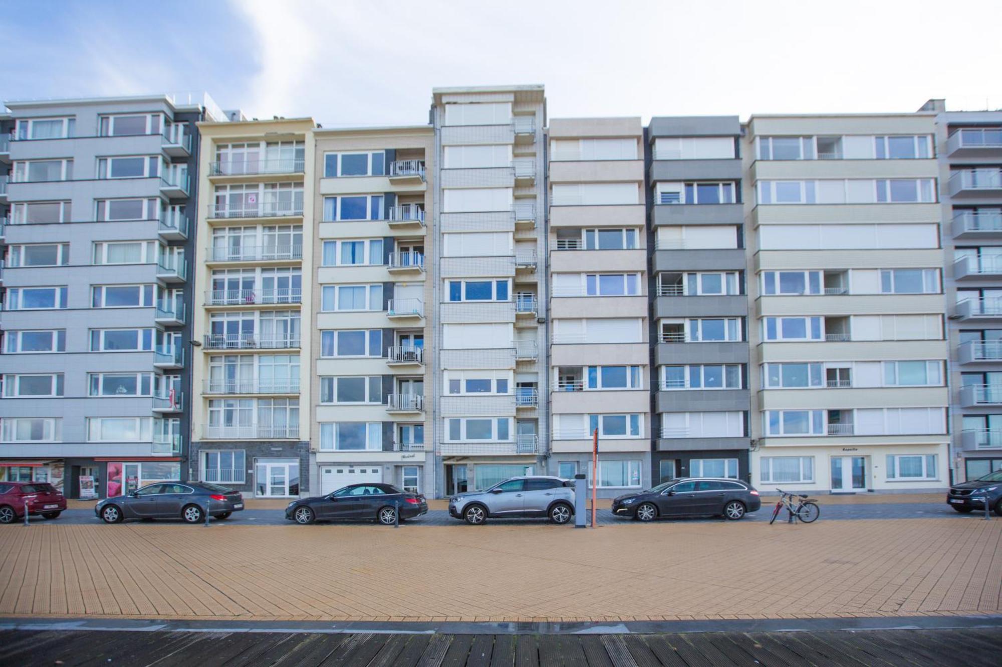 Spacious Apartment With Sea View Oostende Buitenkant foto