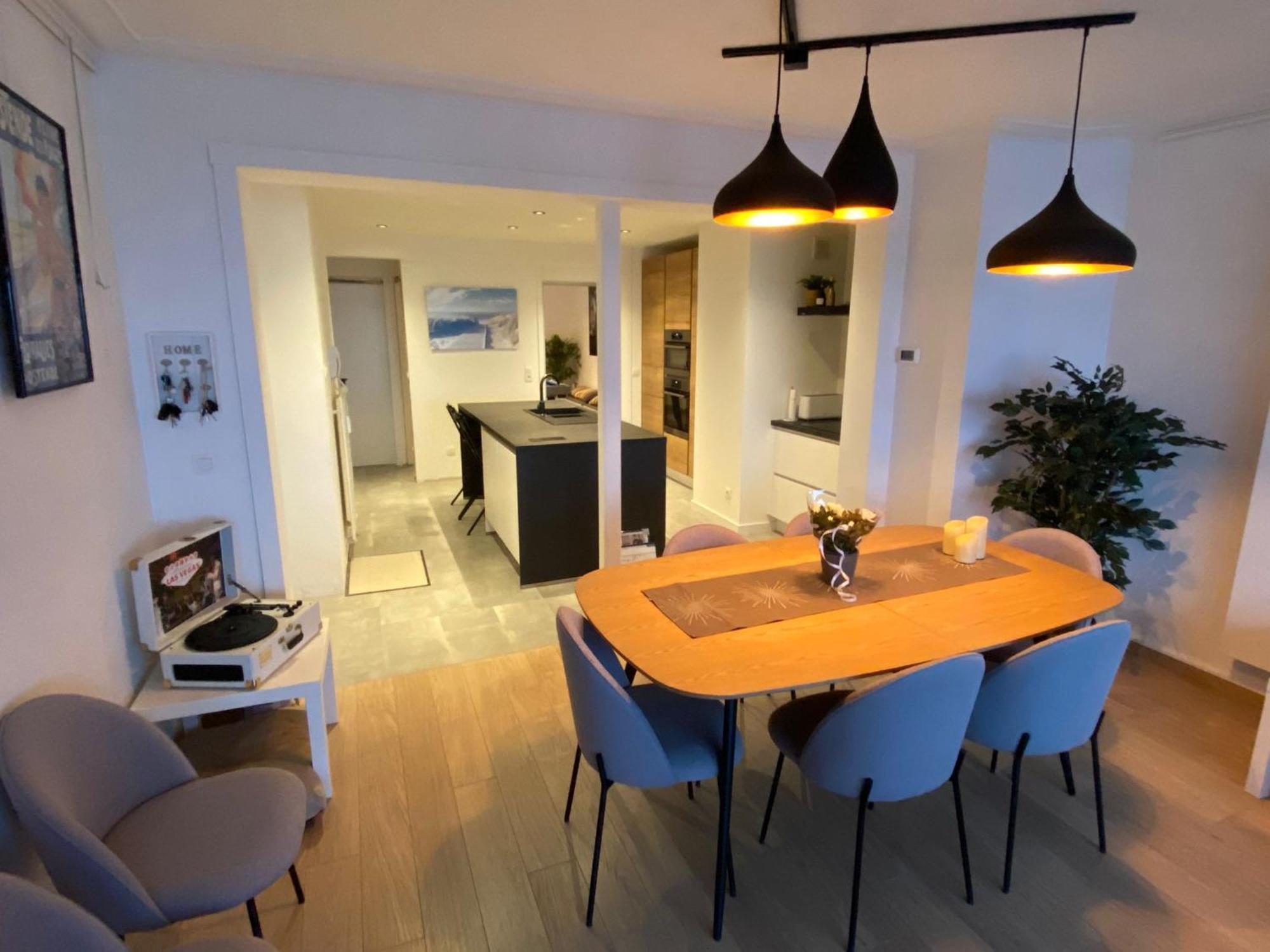 Spacious Apartment With Sea View Oostende Buitenkant foto
